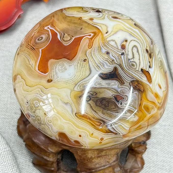 Natural Agate Chalcedony Stone – Silky gem Handheld Raw Polished Gemstone, Unique Silky-Banded Agate Crystal, Healing Energy Specimen for Collection or Home Décor