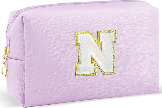 URSKYTOUS Gifts for Girls Initial Makeup Bag Personalized Cosmetic Bag with Zipper Cute Travel Toiletry Bag Waterproof PU Preppy Makeup Pouch Birthday Gift for Teen Girls Women(Purple N)