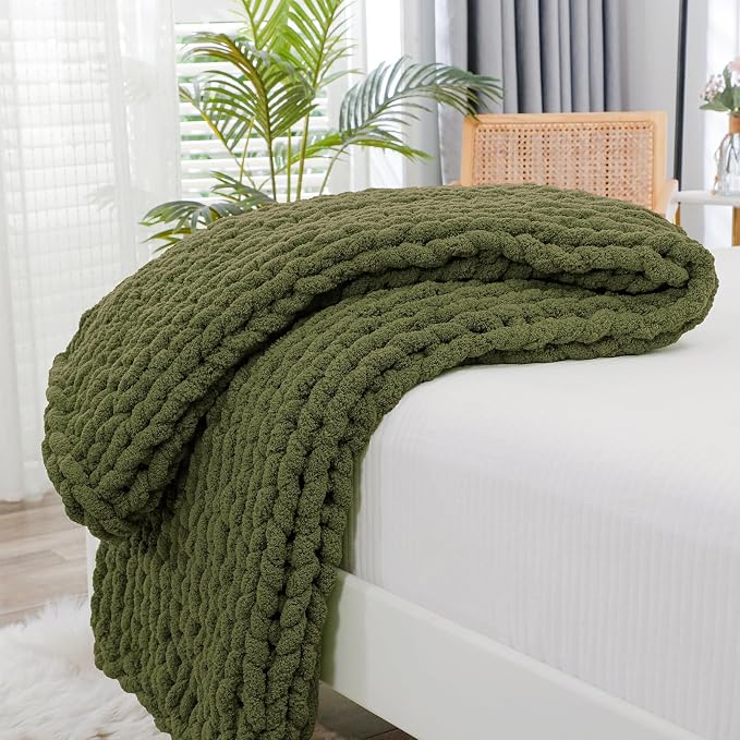 Bigacogo Chunky Knit Throw Blanket for Couch, 40x60 inches, Yellow Green | Hand Knit with Jumbo Chenille, Soft Breathable Cable Knit for Sofa Bed Living Room, Machine Washable, Gift for Mom Friend