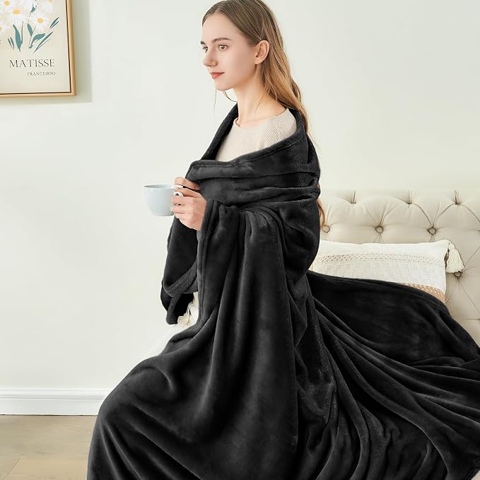 BEDELITE Fleece Blanket Soft Plush Twin Size Blanket Black 60"x80" | Ultra Soft Fleece, Plush Microfiber, Lightweight Warmth, All Season Comfort, Fade Resistant, Machine Washable, Couch Sofa Bed