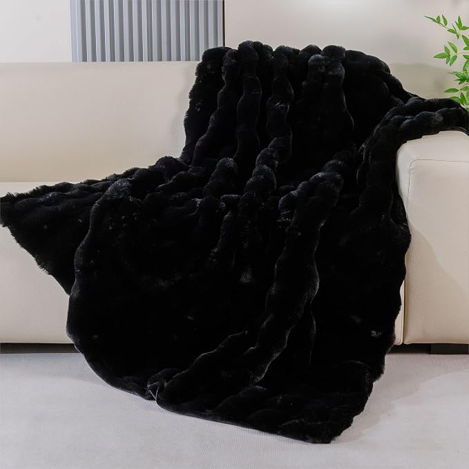 Black Faux Fur Thick Bed Soft Throw Blanket 60X80 for Couch Living Room Fluffy Bubble Faux Rabbit Fur Blanket Warm Bunny Blanket Home Decor 860 GSM