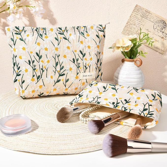 SOIDRAM 2 Pcs Makeup Bag Large Cosmetic Bag Toiletry Bag Makeup Pouch Travel Bag Organizer Cute Makeup Brushes Aesthetic Accessories Storage Bag for Women Daisy Embroidery