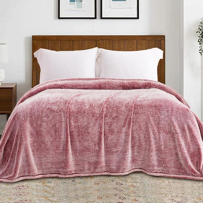 Exclusivo Mezcla Fuzzy Large Fleece Throw Blanket for Couch, Mixed Deep Red | 50x70 Inches, Super Soft and Cozy Throw, Plush Fluffy Blanket for Sofa, Bed, Bedroom, Home Decor, All Season
