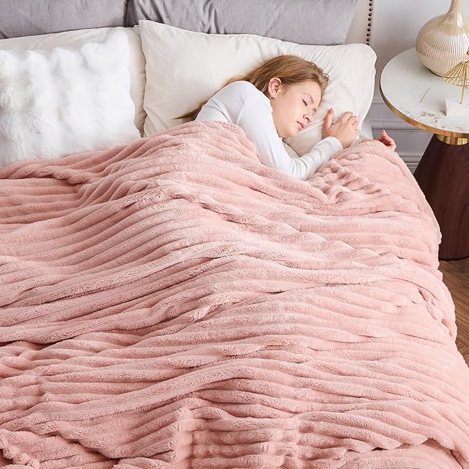 NEWCOSPLAY Fleece Ribbed Cozy Queen Blanket for Couch, Pink, 90"x90" | Premium Silky Flannel Blanket, Soft Lightweight Fluffy Throw Blanket for Bed Sofa Decor, Gift for All Season Use