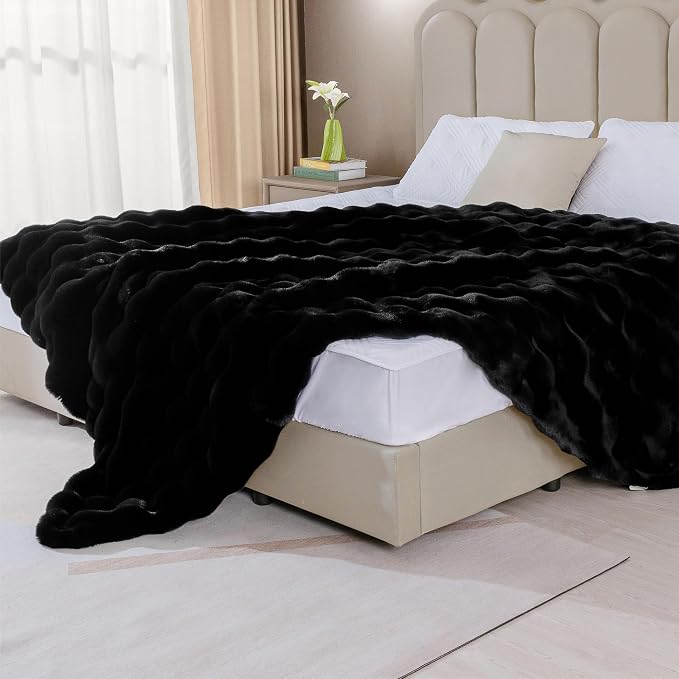 ORINOVA Faux Fur Black Thick Soft Throw Blanket 60X80 for Bed Couch Gift Office Chair Bunny Faux Rabbit Fur Blanket Decorative Warm Throw Blanket 860 GSM