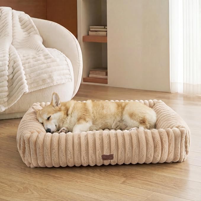 Bedsure ComfyFleece™ Cute Dog Bed Medium Large Size Dog，33in Sandy Beige | Furry Big Pet Beds,Washable Rectangle Orthopedic Corduroy Aesthetic,Removable Zipper Cover,Non-Slip Bottom,Up To 50 Lbs