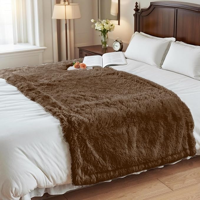 gogobunny Waterproof Dog Blanket for Couch & Furniture Protection - Super Soft Reversible Throw for Large Dogs & Cats, Calming Washable Fur & Sherpa Pet Blanket (33x77 Inch, Chocolate)