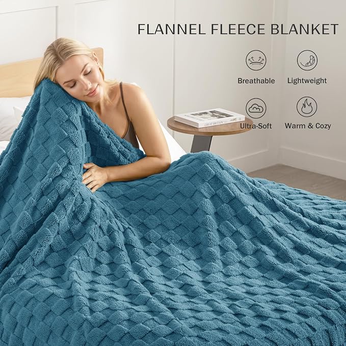 Exclusivo Mezcla 3D Checkered Fleece Queen Blanket for Bed, Slate Blue | Super Soft and Cozy Fluffy Blanket, Lightweight, Breathable, Decorative Blanket for Living Room, Bedroom, All Season, 90"x90"
