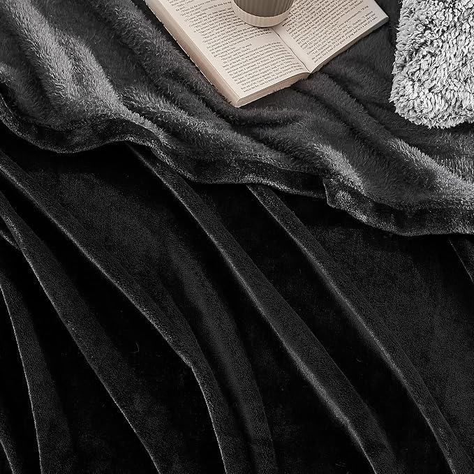 Hansleep Throw Black Fleece Blanket, Soft Flannel Bed Blanket | Fuzzy Cozy Blanket 50x60 Inches, Multi-use for Bed, Sofa, Couch, Travel, Camping, All Season Warm Lightweight Cover