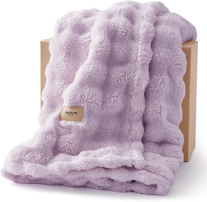 Bedsure Purple Twin XL Blankets for Bed - 3D Fleece Bubble Blanket for Sofa Bed Room Decor - Luxury Soft Cozy College Dorm Room Essentials for Girls, Lightweight, All Seasons, Light Purple, 66"×90"