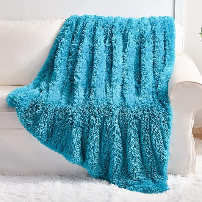 YUSOKI Long Faux Fur Throw Blanket, Teal,50" x 60" | Ultra Soft, Lightweight for All Season Use, stays fluffy after repeated washes, Perfect Gifts, Machine Washable
