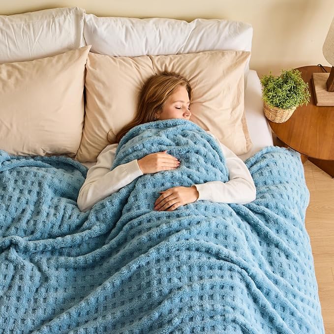 NEWCOSPLAY 3D Waffle Checkered Flannel Queen Blanket, Blue, 90"x90" | Super Soft Cute Lightweight Decorative Premium Silky Fleece Blanket for Couch Sofa Bed, Gift for Women Men, All Season Use