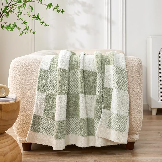 Snuggle Sac Checkered Blanket, Sage Green Throw Blanket for Couch Checker Microfiber Warm Fuzzy Cozy Soft Oversized Throw XL Reversible Checkered Blankets for Sofa, Chair, Bed, 50x70 inches