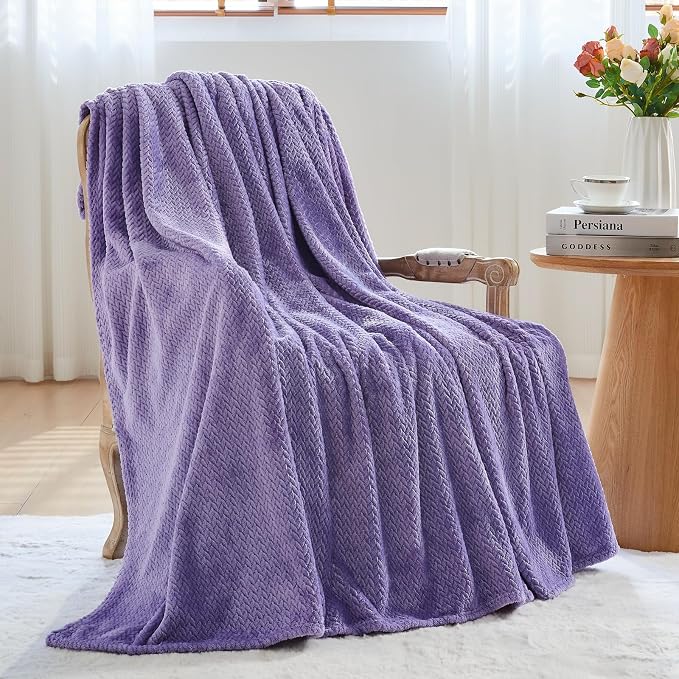 NEWCOSPLAY Fleece Leaves Pattern Queen Blanket, Lavender, 90"x90" | Super Soft Throw Blanket, Lightweight Cozy Bed Sofa Blanket, Premium Silky Flannel Fleece, Travel Blanket for All Season Use