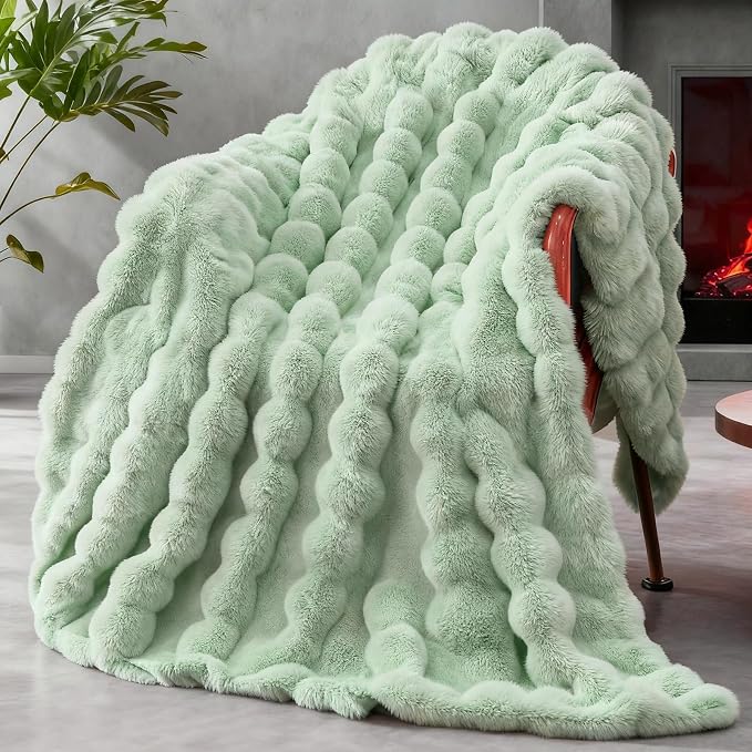 Faux Fur Throw Blanket for Couch, 1000 GSM Cozy Fuzzy Fluffy Soft Plush Thick Bubble Sherpa Blanket for Sofa Bedroom Living Room, Mothers Day Birthday Gifts for Women Home Decor
