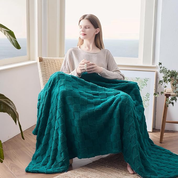 NEWCOSPLAY 3D Checkered Flannel Queen Blanket, Dark Teal, 90"x90" | Super Soft Cute Lightweight Decorative Premium Silky Fleece Blanket for Couch Sofa Bed, Gift for Women Men, All Season Use
