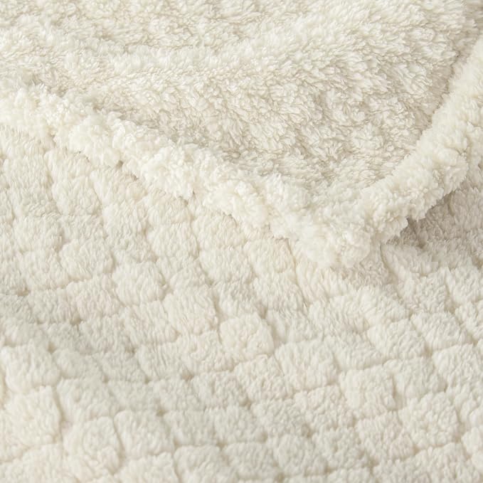 Exclusivo Mezcla Soft Fleece King Size Blanket for Bed, Ivory | Jacquard Lightweight Cozy Bed Blanket, Breathable Decorative Fuzzy Textured All Season Use, 90x104 Inches