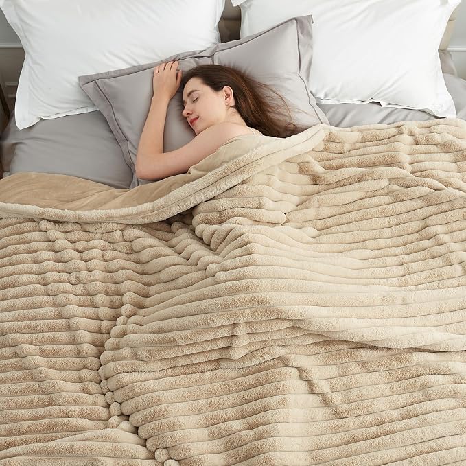 Faux Fur Throw Blanket for Couch, Cozy Fuzzy Fluffy Fur Luxurious Soft Striped Plush Gift Blankets for Family Sofa Chair Bedroom, 55"x70", Beige