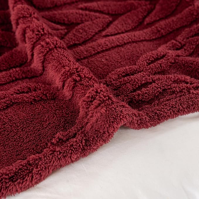 YUSOKI Sherpa Fleece Queen Size Blanket, Burgundy Red, 90"x90" | 3D Stylish Design,320GSM, Non-Shedding, Lightweight for All Season Use, stays fluffy after repeated washes, Perfect Gifts