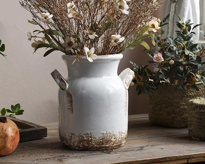Quoowiit Ceramic Rustic Farmhouse Vase, Distressed Decorative Flower Vase for Home Decor, Ideal Shelf Decor, White Boho Vase for Living Room Bedroom Kitchen Office Decor Centerpiece Table Decorations