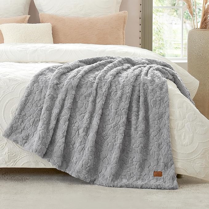 Cozy Bliss Faux Fur Throw Blanket for Couch, Fuzzy Soft Plush Thick Warm Fluffy Reversible Wave Textured Blanket for Sofa Bedroom Living Room, 55 * 70 Inches Grey (Pack of 2)