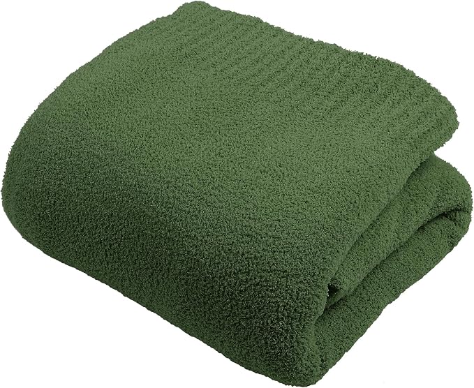 Dark Green Blanket Warm Queen Size Fuzzy Knitted Oversized Luxury Bed Blankets, Soft Throw for Bed, Lightweight Plush for Cozy Nights (Dark Green, 90x90)