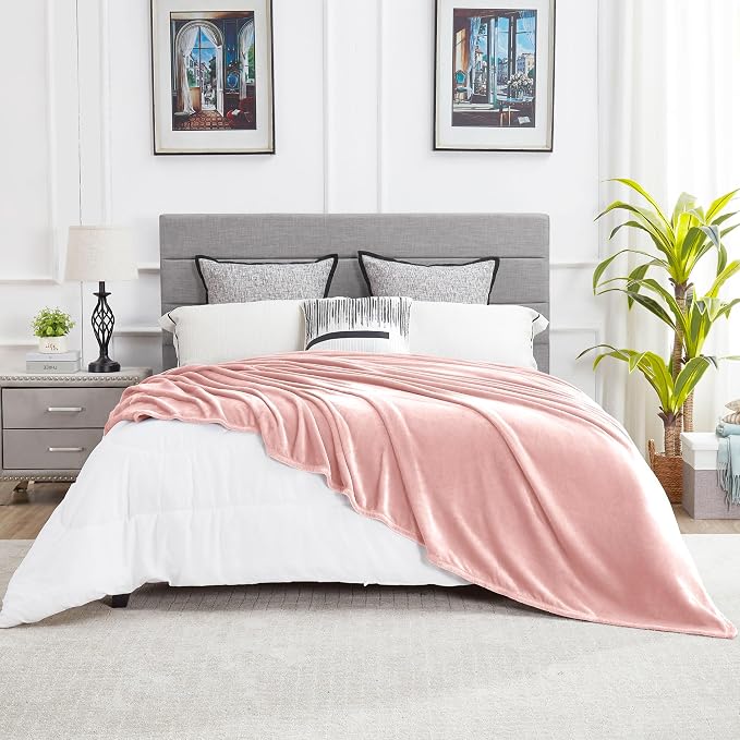 DREAMNINE Extra Large Fleece Blanket Soft Comfy Fluffy Bed Blankets Full Size 80" x 90",Luxury Decorative Fuzzy Blankets for Women Girl, Big Cozy Shaggy Warm Flannel Blanket for Winter Autumn Pet,Pink