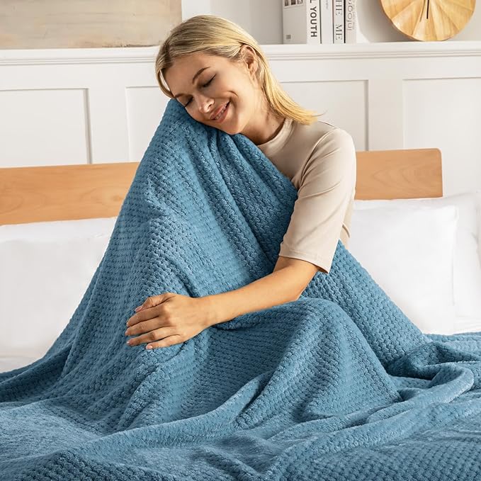 Exclusivo Mezcla Soft Waffle Fleece Bed Blanket King Size, Slate Blue | Lightweight Plush Blanket for Bed, Bedroom, Cozy Flannel with Waffle Texture, Stylish Home Decor, All Season, 104x90 Inches