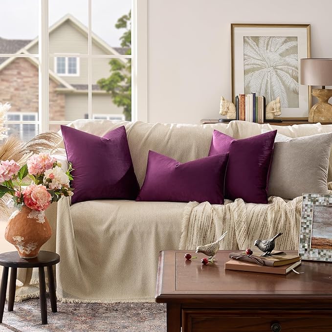 GIGIZAZA Velvet Pillow Covers 24x24 Decorative Pillows Pack of 2 Purple | Throw Pillows for Couch Sofa,280gsm Soft Textured Fabric,Luxury Modern Square Pillowcases,Home Decor Cushion Covers