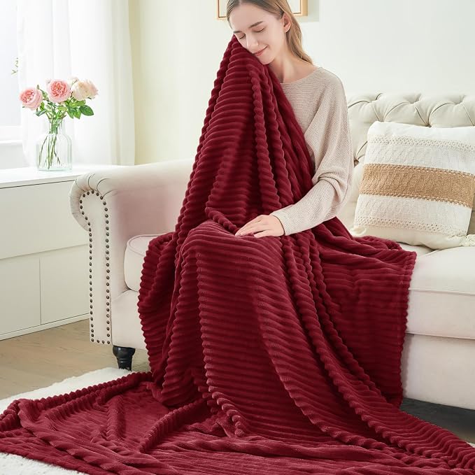 BEDELITE 3D Ribbed Burgundy Fleece Throw Blanket for Couch, 50x60 Inch | Soft Warm Decorative Fluffy Blanket, Cozy Plush Lightweight Fuzzy Throw Blanket for Bed Sofa Home Room Decor, Gift for Women