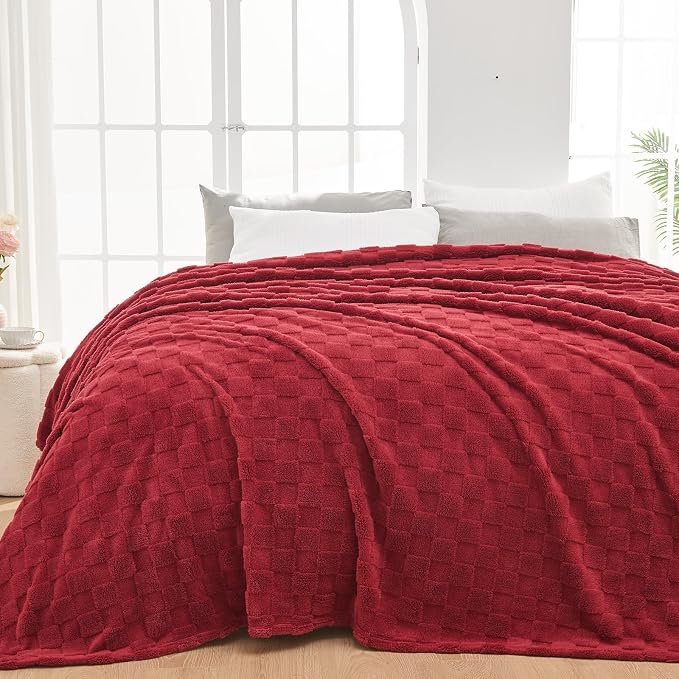 NEWCOSPLAY 3D Checkered Flannel Queen Blanket, Red Checkered, 90"x90" | Super Soft Cute Lightweight Decorative Premium Silky Fleece Blanket for Couch Sofa Bed, Gift for Women Men, All Season Use