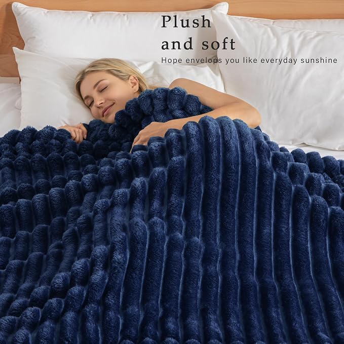 Exclusivo Mezcla Striped California King Size Fleece Blanket for Bed | Soft Breathable Cozy Bed Blankets, Lightweight Plush Fluffy Fuzzy Jacquard Decorative Blankets
