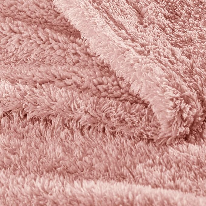 Exclusivo Mezcla Fleece Throw Blanket for Couch and Sofa, 50" x 60" | Super Soft and Cozy Fluffy Blanket for Women, Lightweight and Fuzzy Throw for Home Decor, All Season, Pink