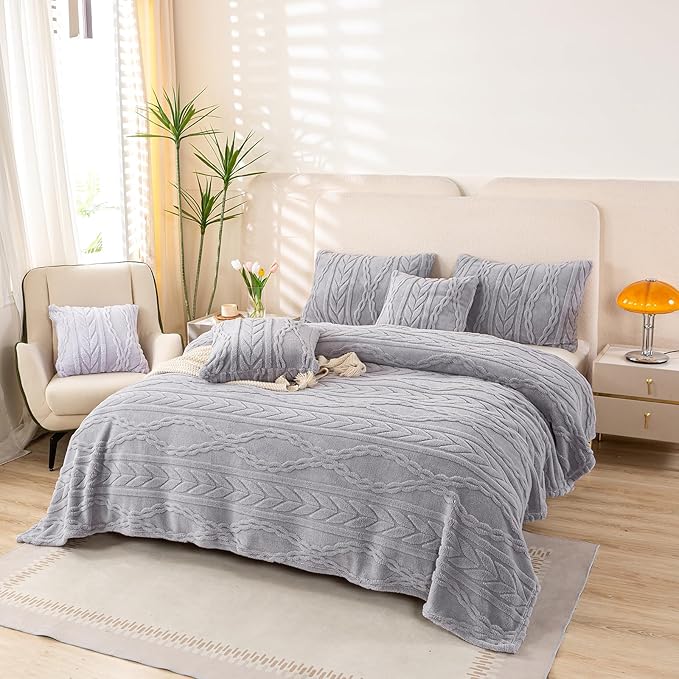 YUSOKI Sherpa Fleece Queen Size Blanket, Light Grey, 90"x90" | 3D Stylish Design,320GSM, Non-Shedding, Lightweight for All Season Use, stays fluffy after repeated washes, Perfect Gifts