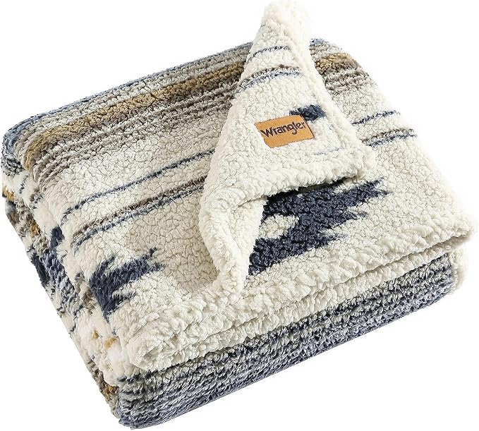 Wrangler - Throw Blanket with Sherpa Reverse, Super Soft Plush Bedding, Oeko-Tex Certified, Dorm Room Essentials, 50x60, Coyote Sands Brown