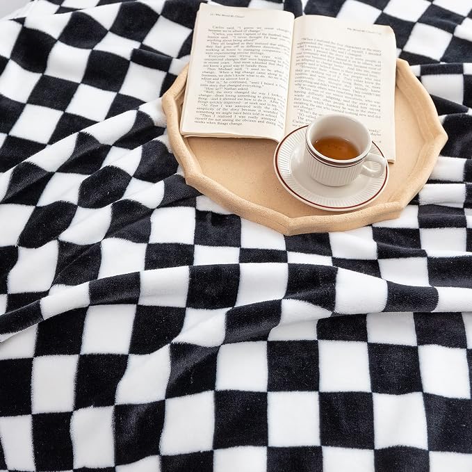 LOMAO Throw Blankets Flannel Blanket with Checkerboard Grid Pattern Soft Throw Blanket for Couch, Bed, Sofa Luxurious Warm and Cozy for All Seasons (Black, 40"x50")