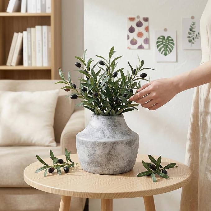 Ceramic Flower Vase, 5.3 Inch Rustic Vase for Flowers, Small Terracotta Pottery Vase for Home Decor, Farmhouse Decorative Vase for Living Room Kitchen Table Shelf Bedroom Decor