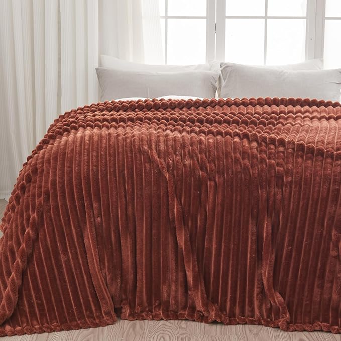 NEWCOSPLAY Fleece Ribbed Cozy Twin Blanket for Couch, Coffee, 60"x80" | Premium Silky Flannel Blanket, Soft Lightweight Fluffy Throw Blanket for Bed Sofa Decor, Gift for All Season Use