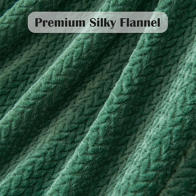 NEWCOSPLAY Fleece Leaves Pattern King Blanket, Dark Green, 90"x110" | Super Soft Throw Blanket, Lightweight Cozy Bed Sofa Blanket, Premium Silky Flannel Fleece, Travel Blanket for All Season Use