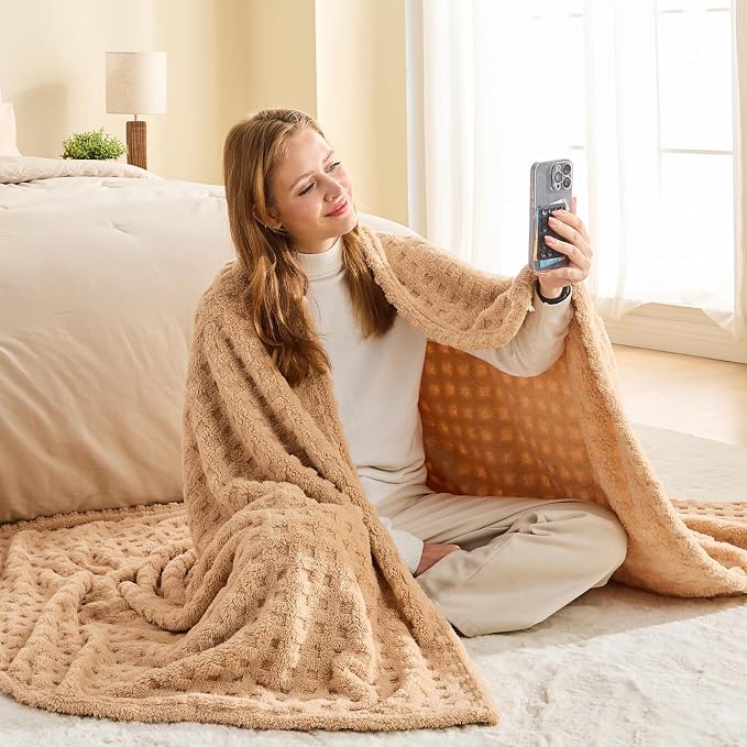 NEWCOSPLAY 3D Waffle Checkered Flannel Throw Blanket, Brown, 50"x70" | Super Soft Cute Lightweight Decorative Premium Silky Fleece Blanket for Couch Sofa Bed, Gift for Women Men, All Season Use