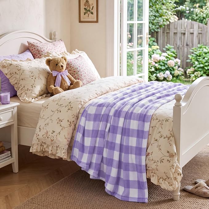 BEDELITE Plaid Fleece Throw Blanket, Purple & White Buffalo 60x80 Inches | 100% Polyester Microfibe, Soft Cozy, Lightweight Warm, Classic Buffalo Plaid, Room Decor, Gift for Women Girls, for Couch Bed