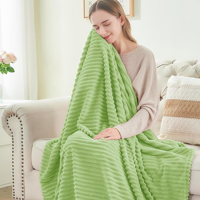 BEDELITE 3D Ribbed Jacquard Green Blankets Queen Size for Bed, 90x90 Inch | Soft Warm Decorative Fluffy Blanket, Cozy Fuzzy Lightweight Plush Fleece Throw Blankets for Bed, Room Decor, Gift for Women