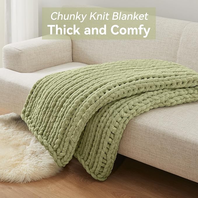 Negwoo Chunky Knit Throw Blanket, Knitted Throw Chenille Yarn, 60"*80" | Soft Thick Cable Knitted Blankets, Handmade Big Thick Blanket, Machine Washable Cute Comfy Blanket for Home Decor,Light green