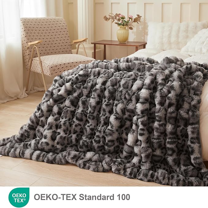 LIFEREVO Leopard Print Fluffy Faux Rabbit Fur Throw Blanket 60x80, Gray | Cheetah Print Soft Plush Bubble Throw for Bed Couch Sofa Office, Washable Skin-Friendly Cozy Furry Blanket for Home Decor