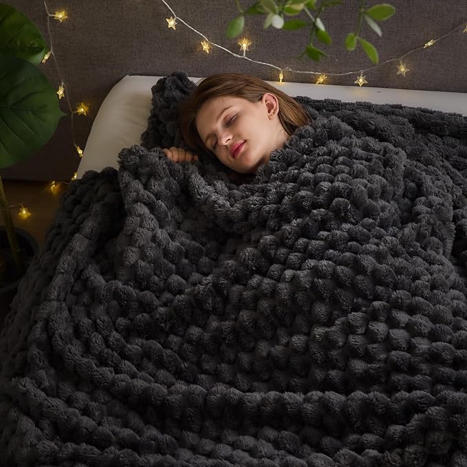 NEWCOSPLAY Fleece Clouds Cozy King Blanket for Couch, Grey, 90"x110" | Premium Silky Flannel Blanket, Soft Lightweight Fluffy Throw Blanket for Bed Sofa Decor, Gift for All Season Use