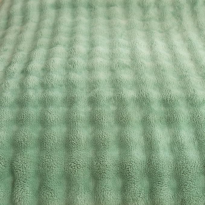 YUSOKI 3D Fleece Bubble Throw Blanket,Sage Green, 50"x60" | Ultra Soft, Non-Shedding, Lightweight for All Season Use, stays fluffy after repeated washes, Perfect Gifts, Machine Washable
