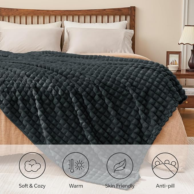 BEDELITE Update Black Checked Fleece Twin Throw Blanket for Bed, 60x80 Inch | Soft Warm Fuzzy Fluffy Blanket for Couch Sofa, Lightweight Plush Cozy Throws for Home Room Decor, Gift for Women, All Season