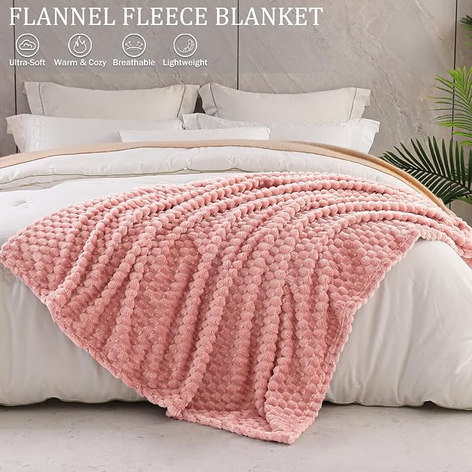 Exclusivo Mezcla Large 3D Fleece Throw Blanket for Couch, Dusty Pink | Extra Soft Fuzzy Plush Lightweight Throws, Cozy Fluffy Decorative Blankets for All Seasons, 50x70 Inches