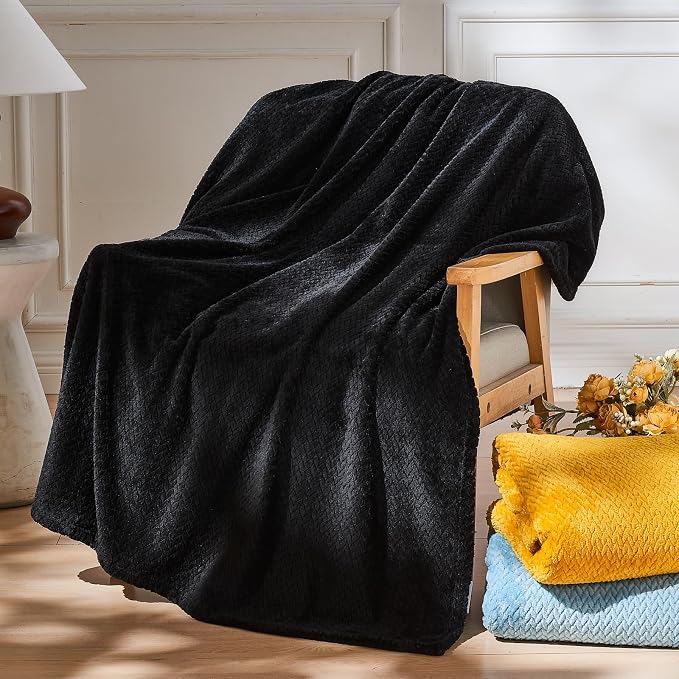 NEWCOSPLAY Fleece Leaves Pattern Throw Blanket, Black, 50"x60" | Super Soft Throw Blanket, Lightweight Cozy Bed Sofa Blanket, Premium Silky Flannel Fleece, Travel Blanket for All Season Use