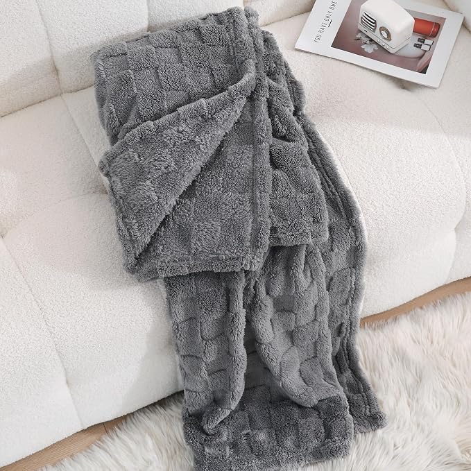 Grey Fleece Throw Blanket 50”×60”Checkered Design for Couch Sofa | Super Soft Cozy Plush Microfiber 3D Square Pattern Flannel Blanket for Bed Lightweight for Adults,Women